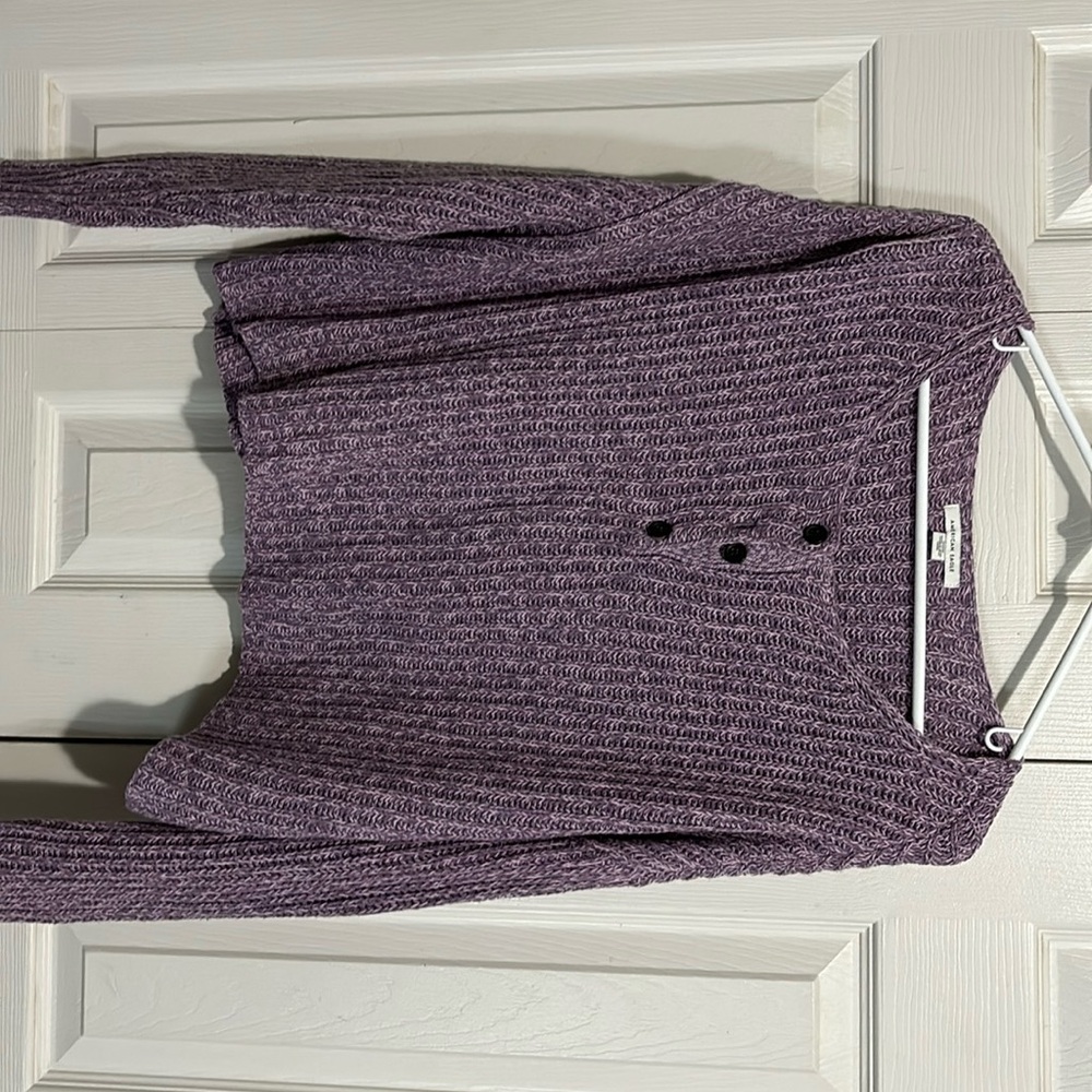 AMERICAN EAGLE SWEATER